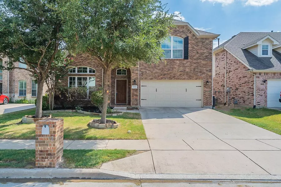 1328 Shalimar Drive, Fort Worth, TX 76131