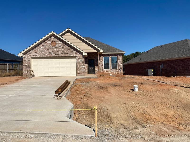 2508 Smokerise Trail, Granbury, TX 76048