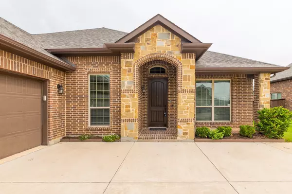 Grand Prairie, TX 75054,2932 Wood Lake Trail