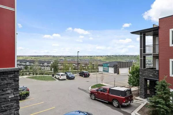 Calgary, AB T3R 0W9,24 Sage Hill TER NW #308