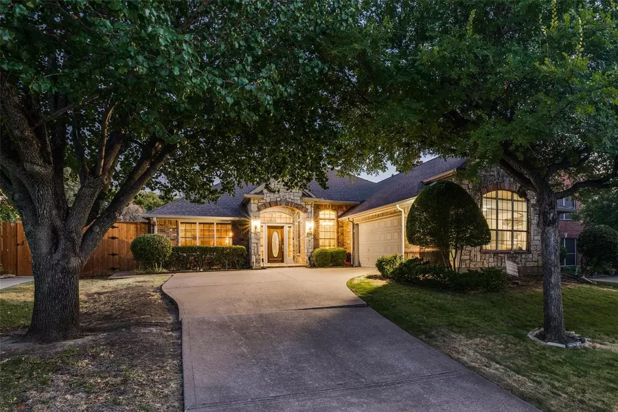 4514 Amanda Court, Rowlett, TX 75088