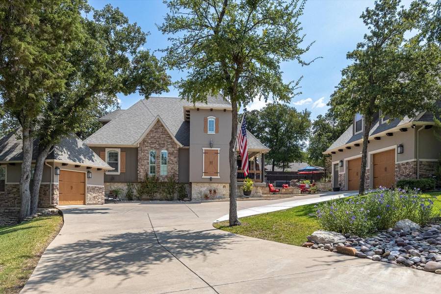 3927 Laramie Drive, Granbury, TX 76049