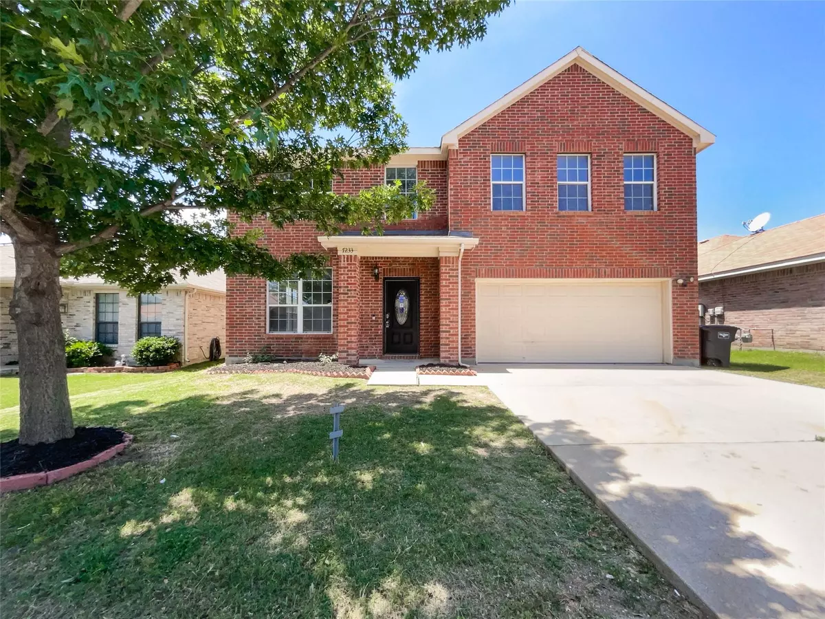 Fort Worth, TX 76137,7233 Lindentree Lane