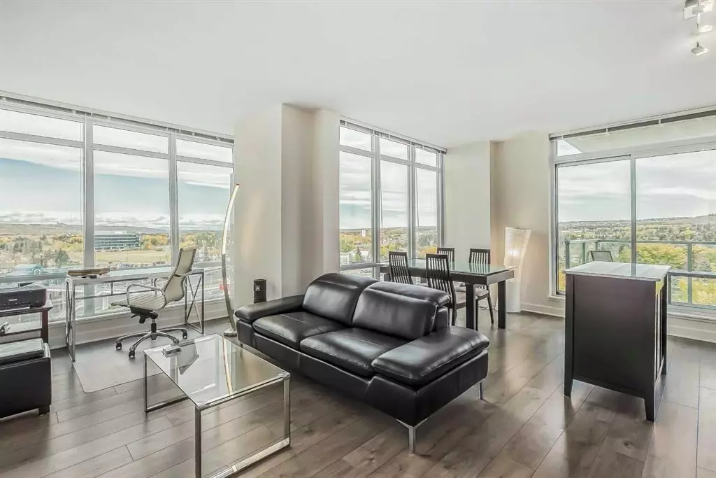 Calgary, AB T2L 2L8,30 Brentwood Common NW ##1013