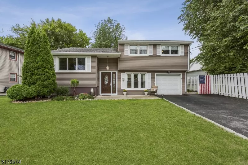 106 Bache Pl, Dunellen Boro, NJ 08812