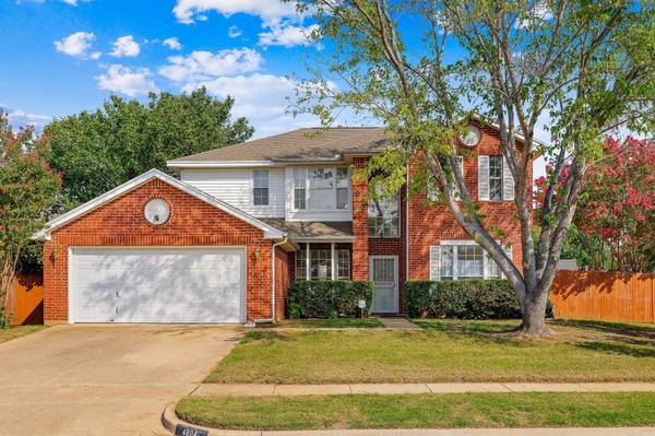 4804 Shadow Crest Drive, Arlington, TX 76018