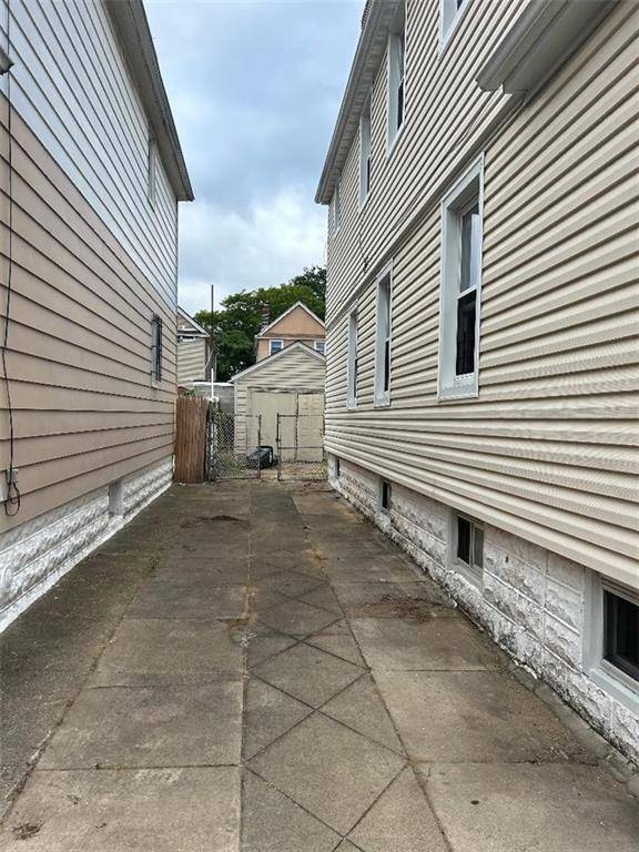 South Ozone Park, NY 11420,133-10 132nd ST