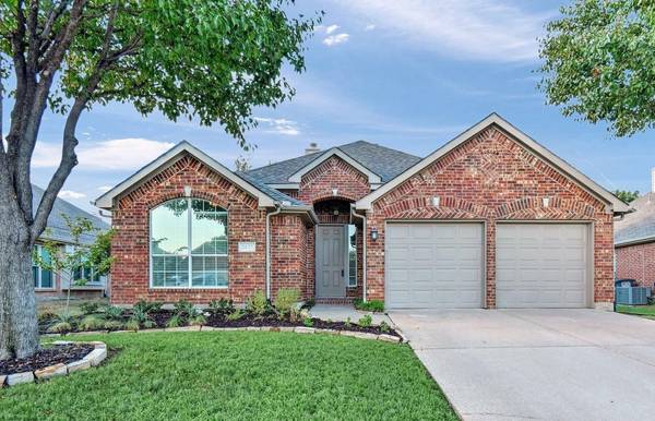 2432 Foxwood Lane, Little Elm, TX 75068