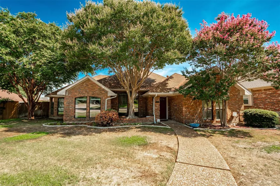 1218 Magnolia Drive, Carrollton, TX 75007