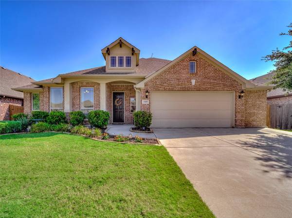 1005 Ponderosa Drive, Aubrey, TX 76227