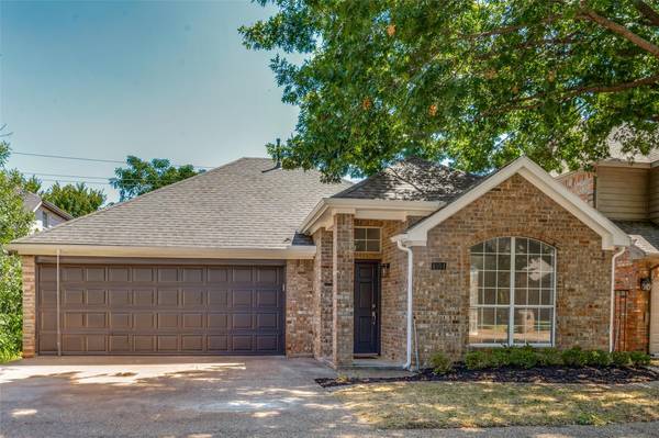 4104 Crest Ridge Drive, Irving, TX 75061