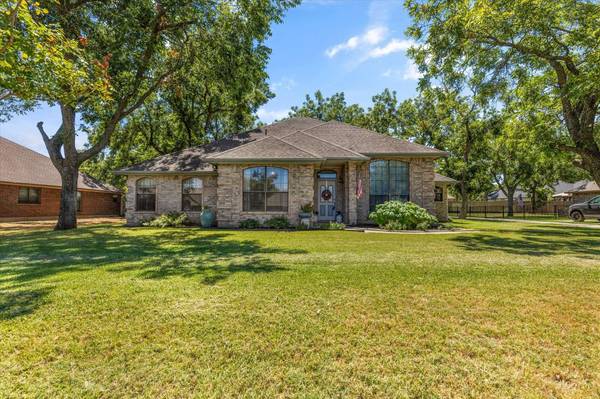 5606 Wedgefield Road, Granbury, TX 76049