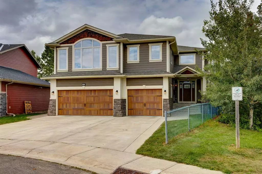 Airdrie, AB T4A 2L4,61 Tanner Close SE