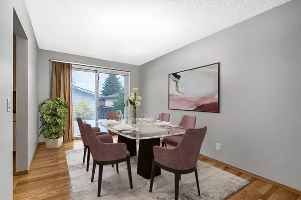 Calgary, AB T3B 4K6,108 Silver Hill WAY NW