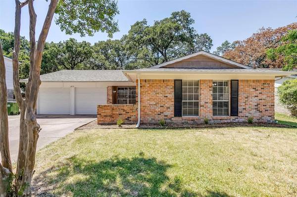 14719 Oakwood Lane, Balch Springs, TX 75180