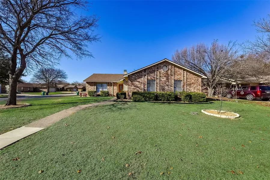 2501 Freedom Lane, Denton, TX 76209