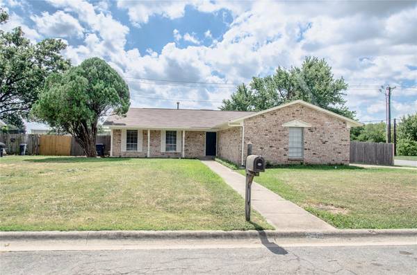 1501 Amherst Drive, Denton, TX 76201