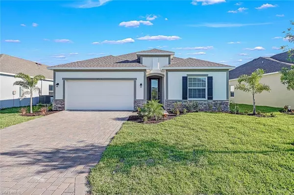 8925 Cascade Price CIR, North Fort Myers, FL 33917