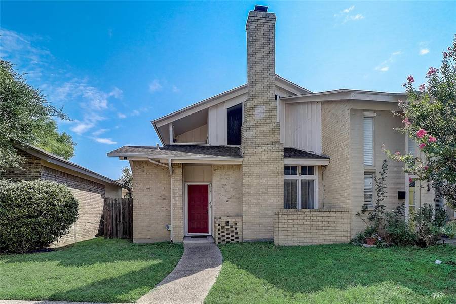 2209 Brigadoon Court, Arlington, TX 76013