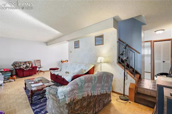 Colorado Springs, CO 80916,2090 Grosbear LN