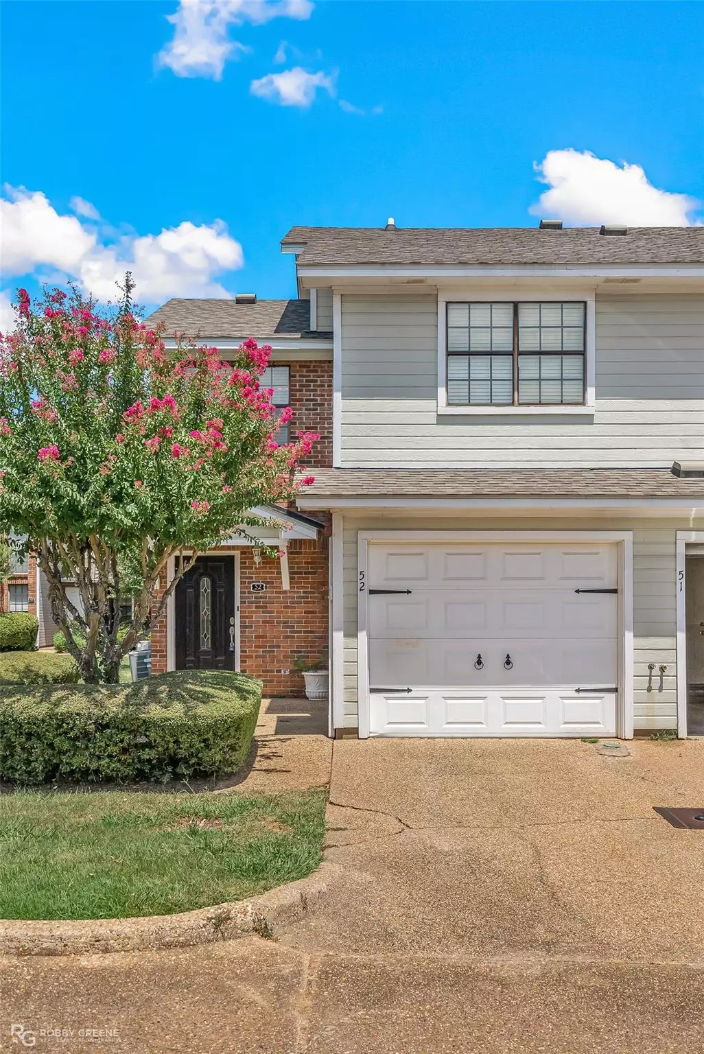 Bossier City, LA 71111,52 Meadow Creek Drive