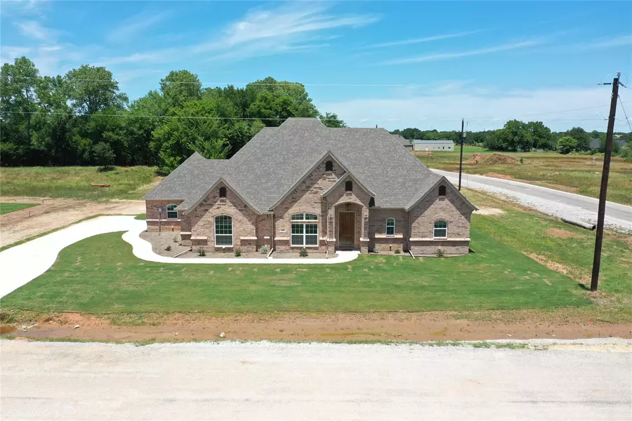 200 Billie Howard Court, Springtown, TX 76082