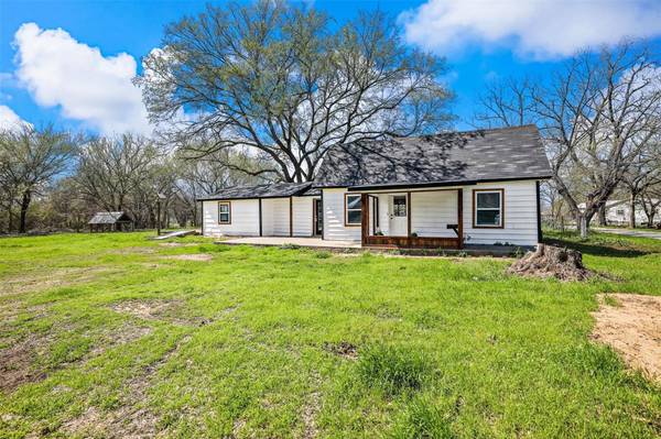 201 Chaney Street,  Bells,  TX 75414