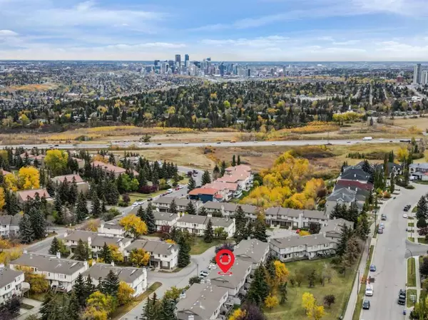 Calgary, AB T3H 3E2,125 Patina PARK SW