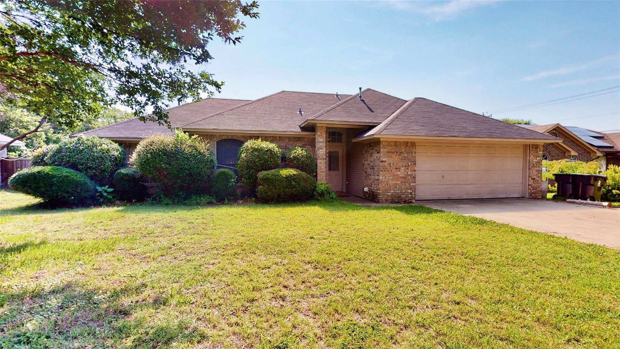 717 S Church Street,  Pilot Point,  TX 76258