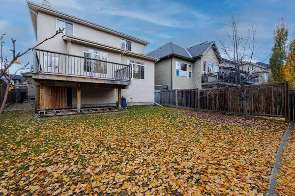 Calgary, AB T3L 3E5,183 Tuscany Glen PARK NW