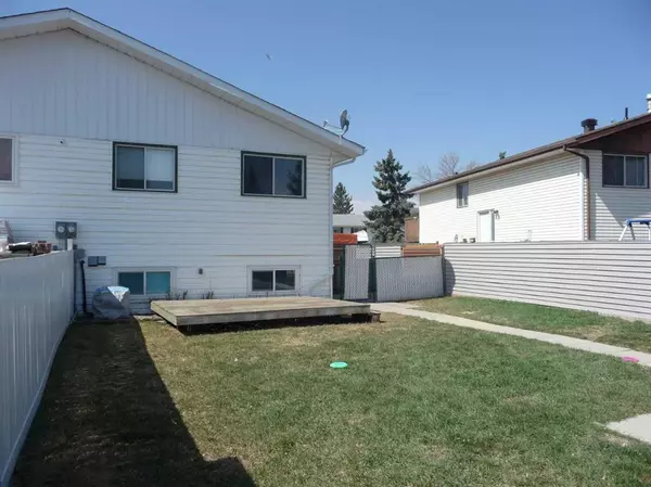 Red Deer, AB T4P1R3,19 Northey AVE