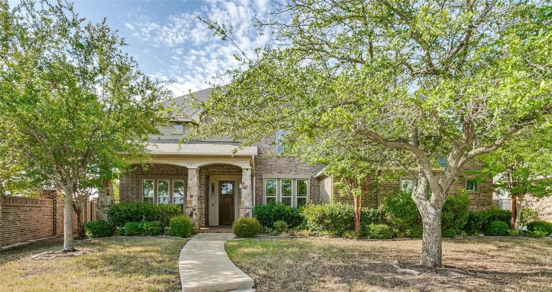 7724 Silverleaf Drive, North Richland Hills, TX 76182