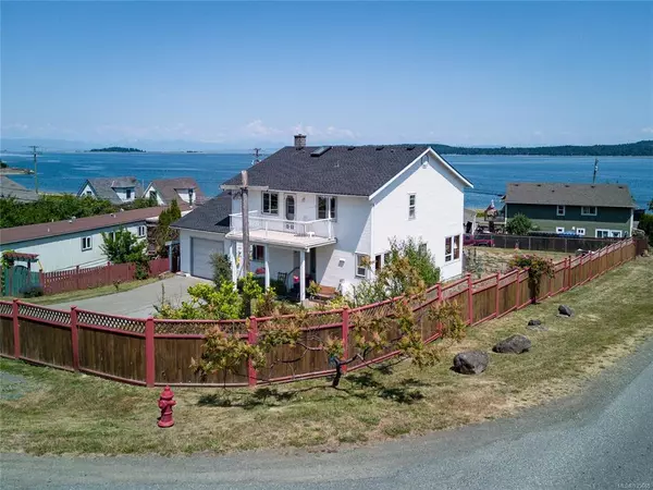 Union Bay, BC V0R 3B0,5584 Horne St