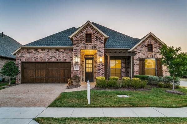 2013 Viburnum Drive, Flower Mound, TX 75028