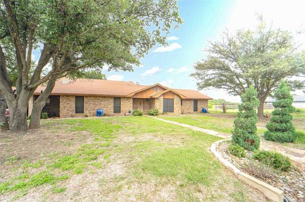 102 Medina Court, Breckenridge, TX 76424