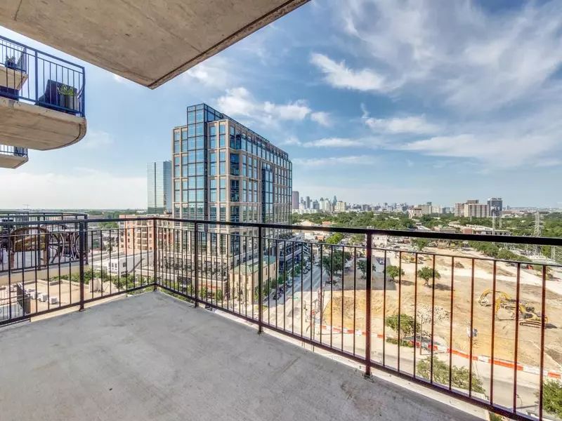 4611 Travis Street #806A, Dallas, TX 75205