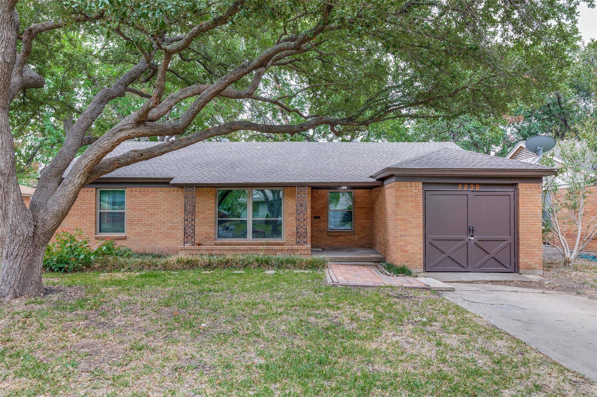 2303 San Marcus Ave, Dallas, TX 75228 - Home for Rent