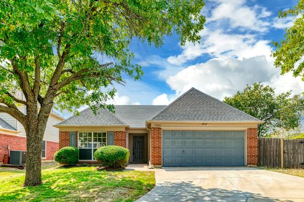 7500 Sagehill Court, Fort Worth, TX 76123