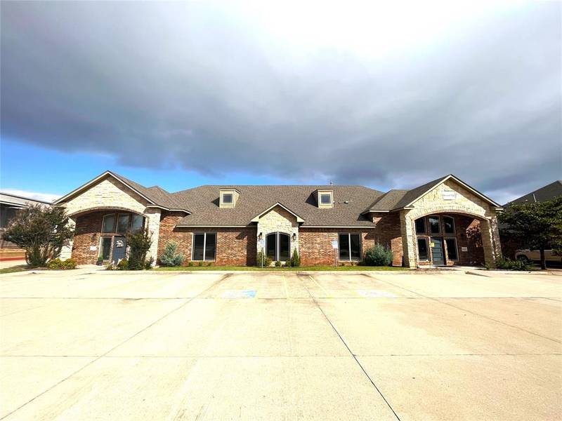 1712 S Post Road, Oklahoma City, OK 73130