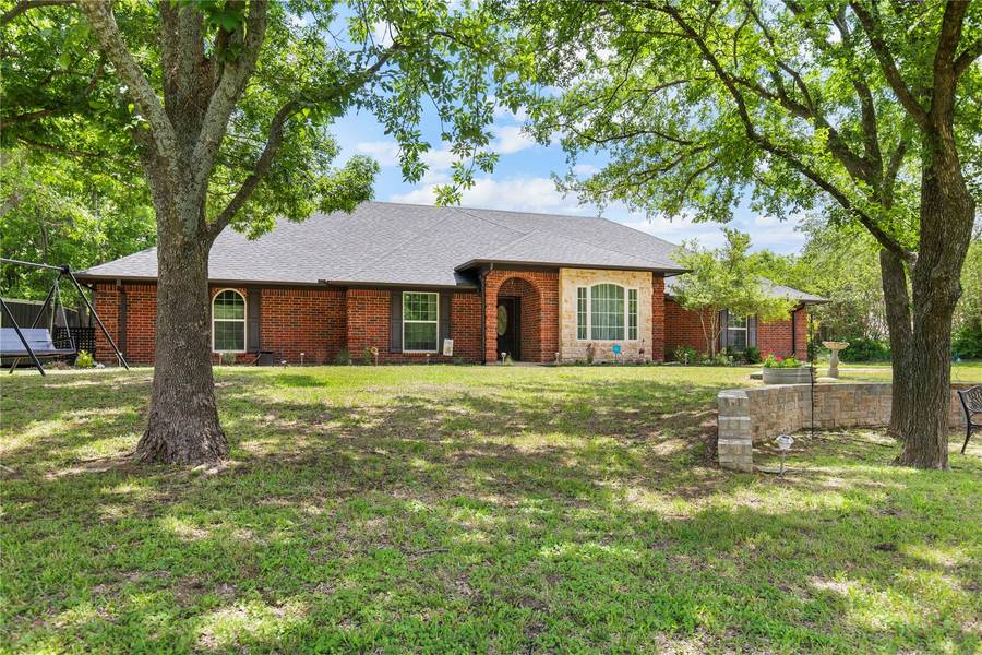 2011 Carriage Estates Road, Sherman, TX 75092