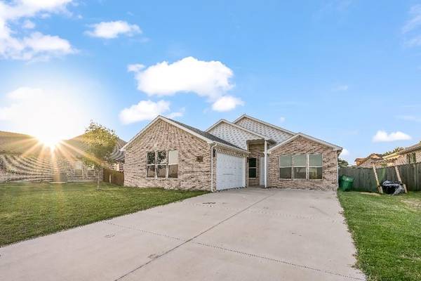 801 W Sunset Boulevard,  Celina,  TX 75009