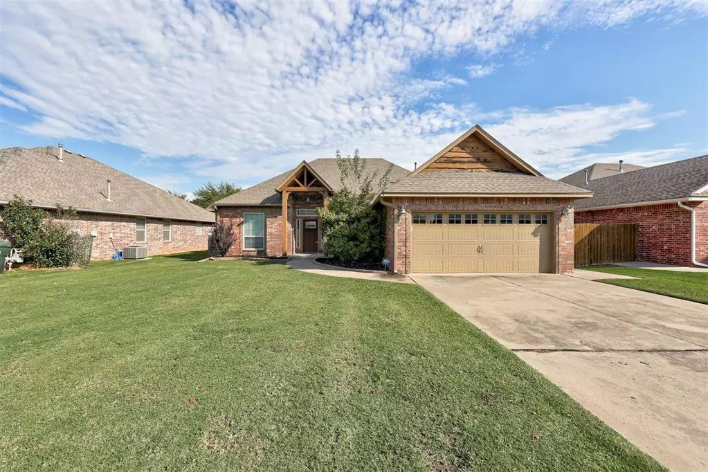 Choctaw, OK 73020,13153 Austrian Pine Drive