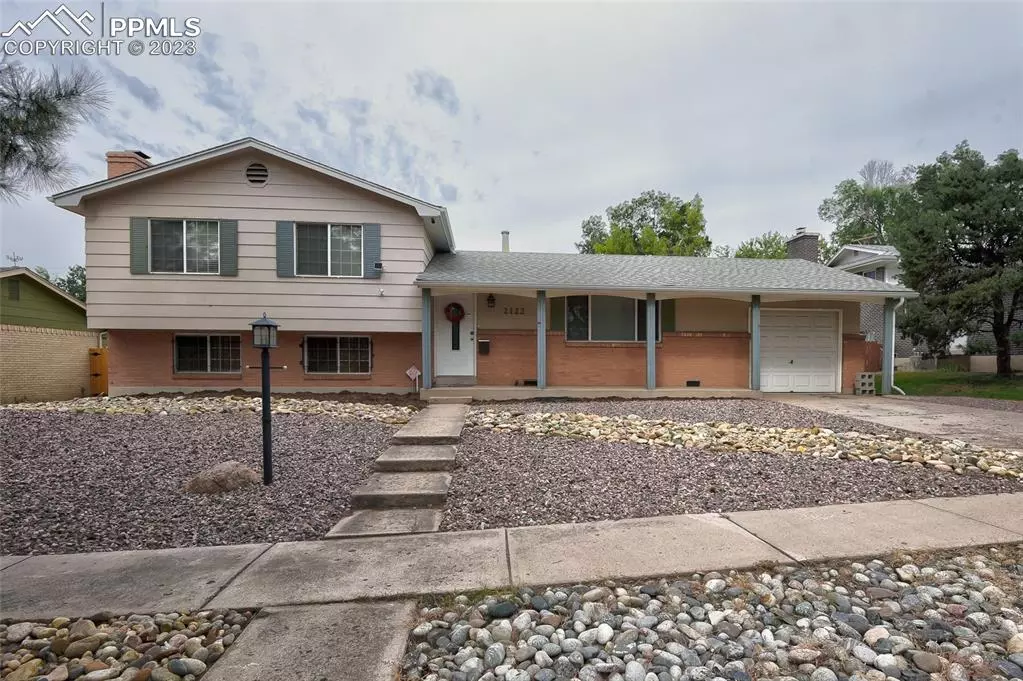 Colorado Springs, CO 80909,2122 Clarkson DR