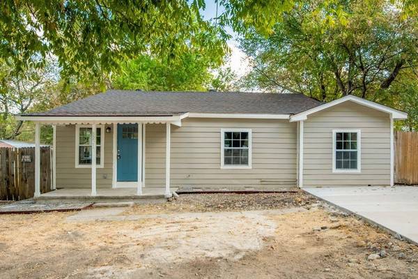 8221 Carlos Street, White Settlement, TX 76108