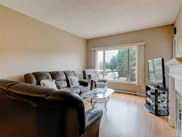 Langford, BC V9B 3Y1,2823 Jacklin Rd #310