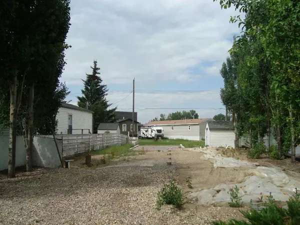 Trochu, AB T0M 2C0,132 Devilder AVE