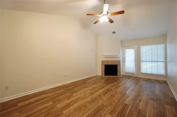 Dallas, TX 75243,9601 Forest Lane #726