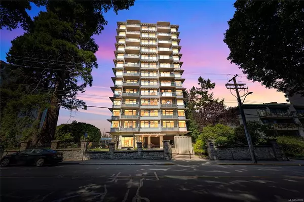 Victoria, BC V8V 2P4,250 Douglas St #303