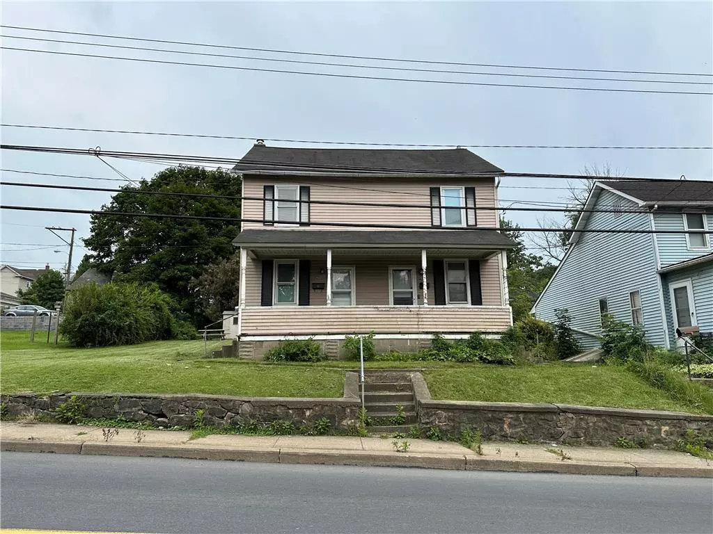 East Bangor Borough, PA 18013,423 West Central Avenue