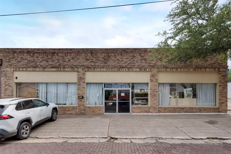 314 N Main Street, Corsicana, TX 75110